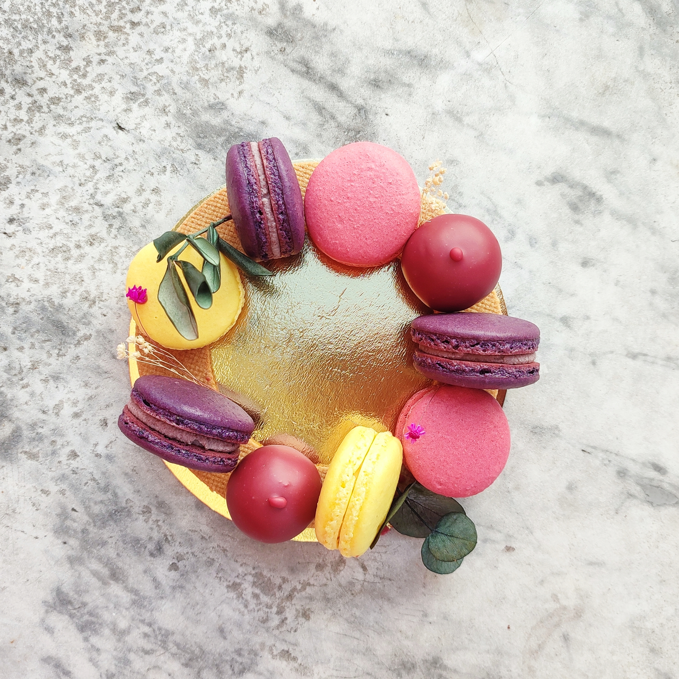 Valentinstag Macaronkranz mit persönlichem Text